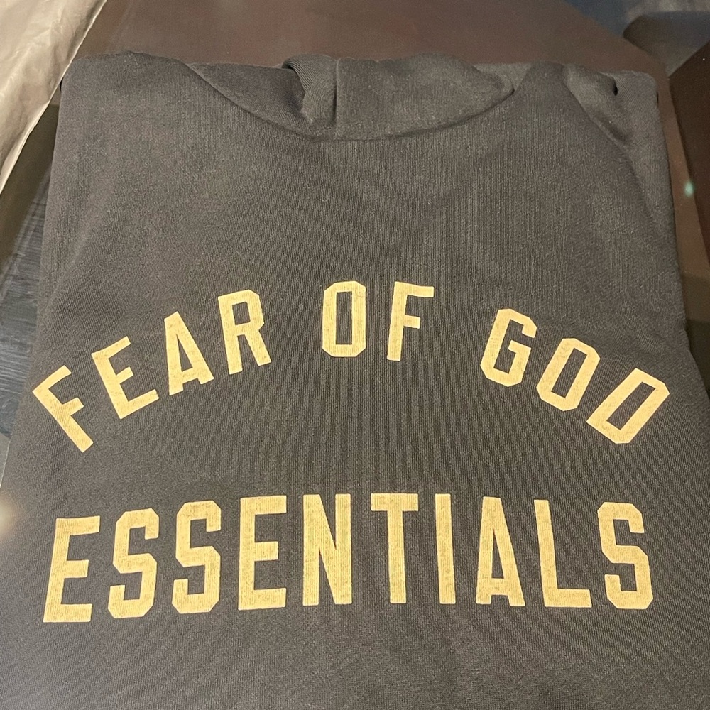 Fear of God Essentials Black Fleece Hoodie - Picture 5 of 9